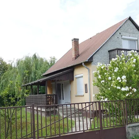 Ferienhaus Nador Lak Fonyód