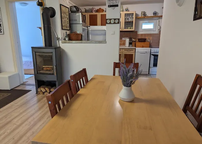 Vakantiehuis Nador Lak